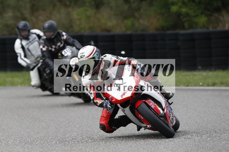 /37 28.07.2025 Dunlop Ride und Test Day ADR/Trackday Erfahren gelb Trackday schnell  rot/32